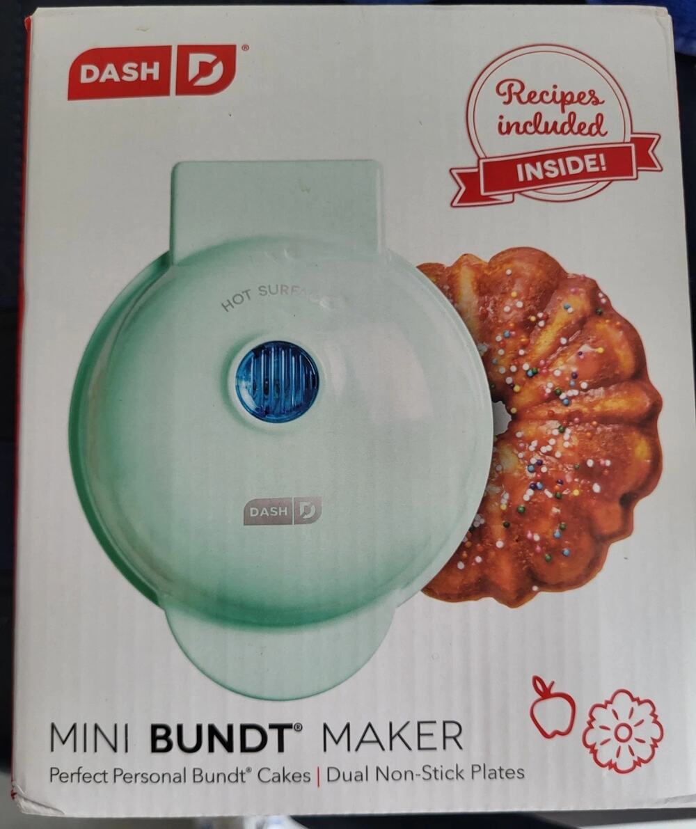 Dash Mini Bundt Maker Aqua Perfect Personal Cakes Dual NonStick Plates Recipes